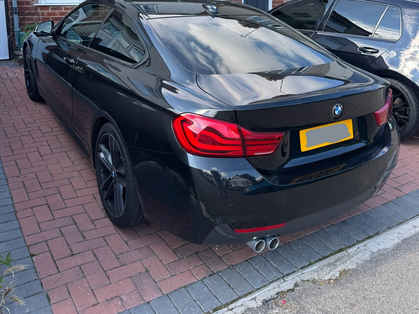 Black BMW F32 4 Series used for Leicester mobile CarPlay activation proof